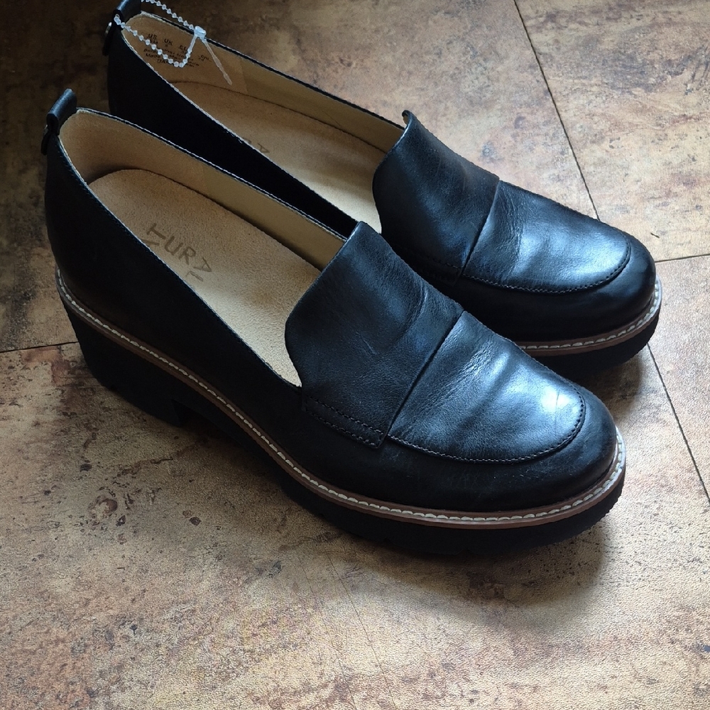 COPY - Naturalizer Black Flats with Platform Sole